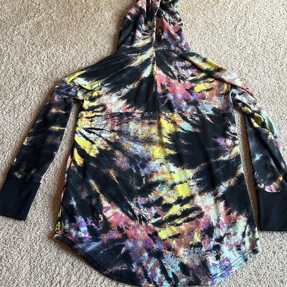 Lularoe Amber tie dye black green yellow pink purple hoodie sweatshirt size M - Picture 6 of 6